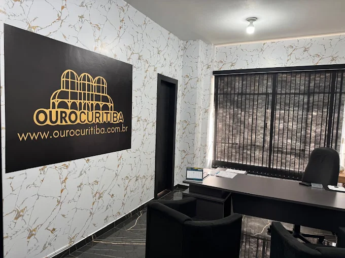 Ambiente físico da Ouro Curitiba no Centro de Curitiba